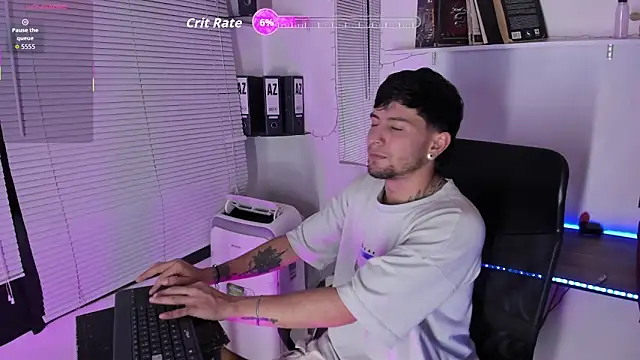 StefanoBigCock online show from June 12, 7:24 pm