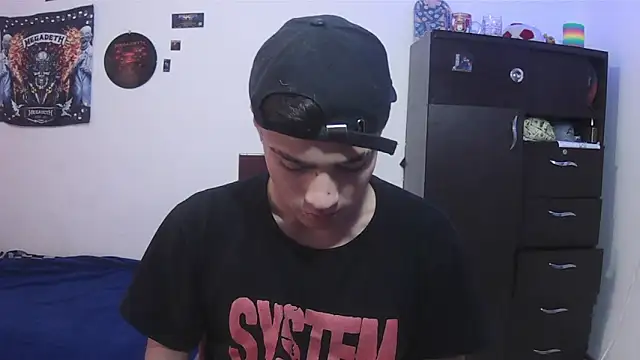 Snapshot of Fenix_hardcock chatting on June 10, 4:39 pm Fenix hardcock online show from June 10, 4:39 pm