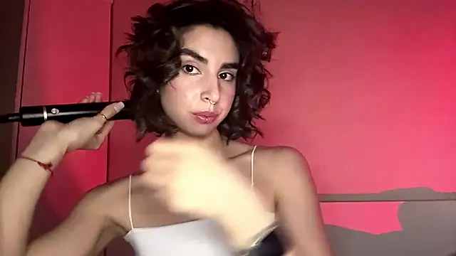 JessiaRuezga online show from May 23, 1:37 pm