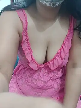Snapshot of Miss_Shivangi chatting on May 17, 8:16 pm Miss Shivangi online show from May 17, 8:16 pm