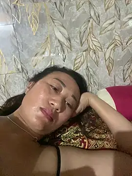 Snapshot of Linda-babyy chatting on May 15, 3:08 pm Linda-babyy online show from May 15, 3:08 pm