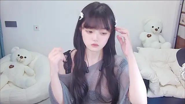 Snapshot of Evil-Bunny007 chatting on May 26, 1:07 pm Evil-Bunny007 online show from May 26, 1:07 pm