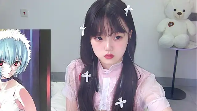 Snapshot of Evil-Bunny007 chatting on June 4, 12:22 pm Evil-Bunny007 online show from June 4, 12:22 pm