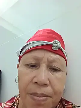 Snapshot of zanalove chatting on May 19, 12:44 pm zanalove online show from May 19, 12:44 pm