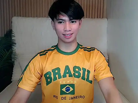 Snapshot of horny_jamesxx chatting on May 25, 1:33 am horny jamesxx online show from May 25, 1:33 am