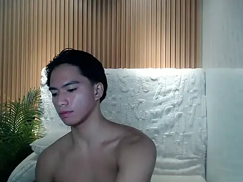 Snapshot of horny_jamesxx chatting on June 2, 1:07 am horny jamesxx online show from June 2, 1:07 am
