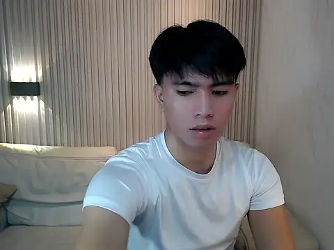 Snapshot of horny_jamesxx chatting on July 8, 1:04 pm horny jamesxx online show from July 8, 1:04 pm