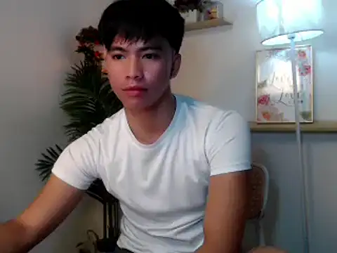 Snapshot of horny_jamesxx chatting on July 22, 12:41 pm horny jamesxx online show from July 22, 12:41 pm