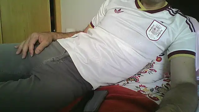 Snapshot of xeson47 chatting on July 20, 2:30 pm xeson47 online show from July 20, 2:30 pm