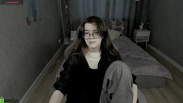 Snapshot of Rita_Addams chatting on June 2, 9:22 am Rita Addams online show from June 2, 9:22 am