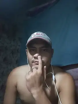 Snapshot of SekQ chatting on July 8, 8:46 pm SekQ online show from July 8, 8:46 pm