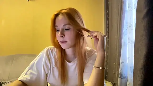 Snapshot of nyanyamonkey chatting on June 3, 1:36 pm nyanyamonkey online show from June 3, 1:36 pm