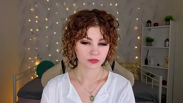 Kira  Fluffy online show from July 10, 12:04 am