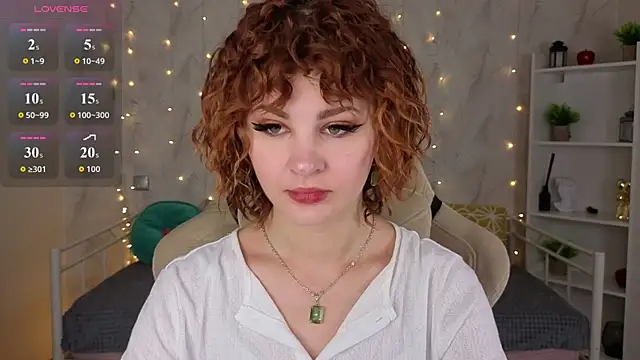 Kira  Fluffy online show from August 3, 12:09 am
