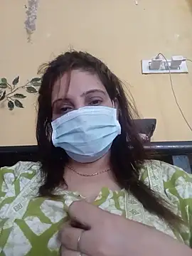 Snapshot of tanya2610 chatting on June 10, 7:07 am tanya2610 online show from June 10, 7:07 am