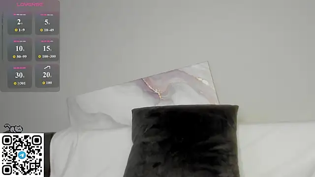Mary F0x online show from June 21, 5:43 am