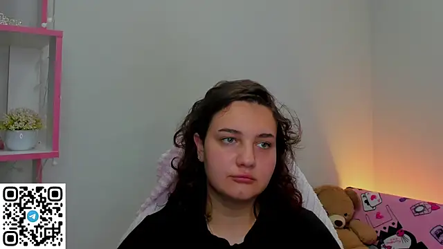 Mary F0x online show from July 4, 5:35 am