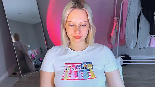 angelllisss online show from June 22, 12:24 pm