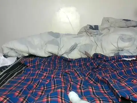 Snapshot of Chocolatebabe98 chatting on June 3, 5:43 am Chocolatebabe98 online show from June 3, 5:43 am