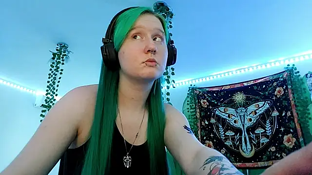 HunXena online show from June 10, 4:28 pm