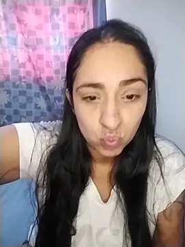 Snapshot of Pamela_sa chatting on May 24, 5:40 pm Pamela sa online show from May 24, 5:40 pm