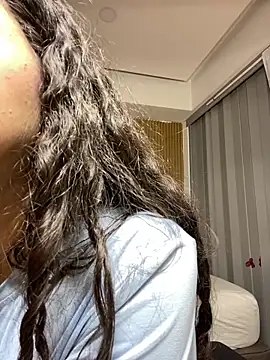 Snapshot of Abby_Zaf chatting on June 5, 1:23 am Abby Zaf online show from June 5, 1:23 am