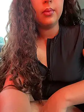 Snapshot of Abby_Zaf chatting on June 6, 4:44 pm Abby Zaf online show from June 6, 4:44 pm