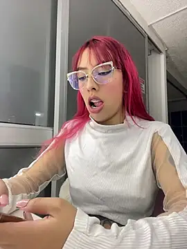 Snapshot of MeraSecretXXX chatting on May 31, 6:20 pm MeraSecretXXX online show from May 31, 6:20 pm