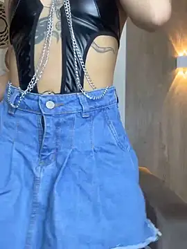 Snapshot of MeraSecretXXX chatting on June 3, 12:19 pm MeraSecretXXX online show from June 3, 12:19 pm