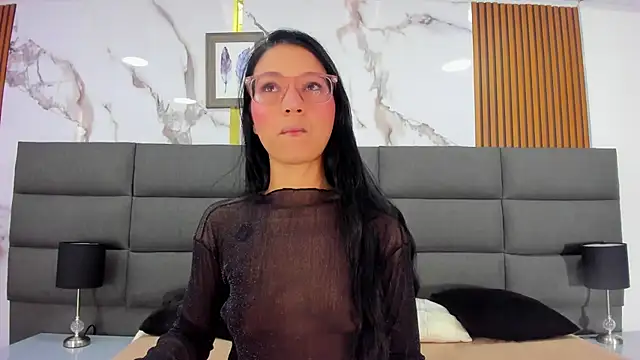 SophiieCalloway1 online show from June 3, 2:19 pm