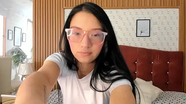 SophiieCalloway1 online show from June 9, 2:17 pm