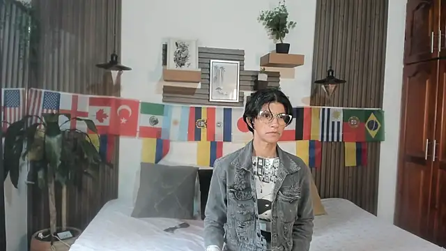 Evaa campbell online show from June 13, 12:47 pm