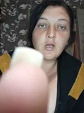 Snapshot of Angelina9612 chatting on June 3, 6:57 pm Angelina9612 online show from June 3, 6:57 pm