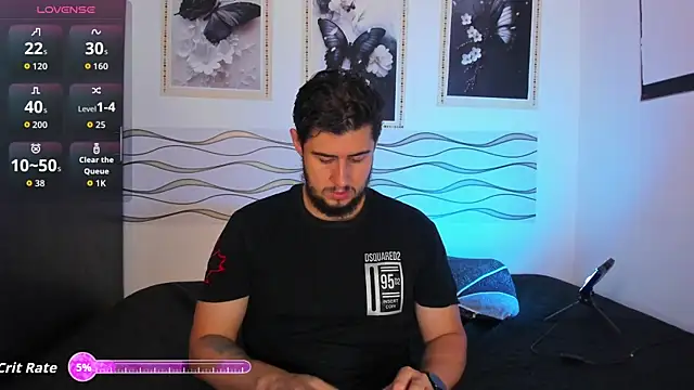 Snapshot of Ryan_evannss_ chatting on June 14, 3:41 am Ryan evannss online show from June 14, 3:41 am