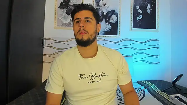 Ryan evannss  online show from June 24, 12:26 pm