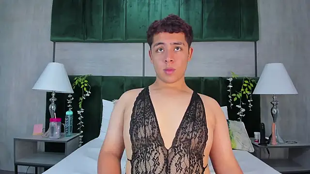 Snapshot of Darian_laforteza chatting on June 5, 4:13 pm Darian laforteza online show from June 5, 4:13 pm