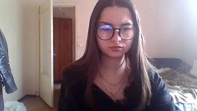Snapshot of Bellochka201 chatting on June 4, 8:42 am Bellochka201 online show from June 4, 8:42 am
