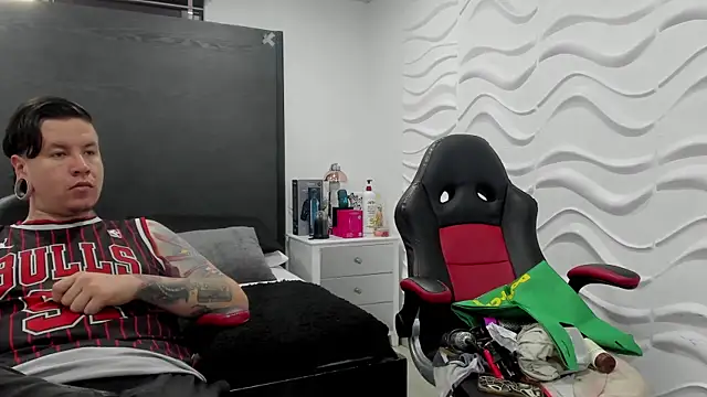 inkedsinners  online show from July 29, 12:36 pm