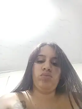 tifanny27 online show from June 5, 6:31 am