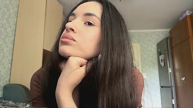 Snapshot of CarolineRu chatting on May 19, 9:59 am CarolineRu online show from May 19, 9:59 am