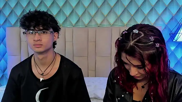Snapshot of Sofia-Ethan chatting on June 4, 7:20 pm Sofia-Ethan online show from June 4, 7:20 pm