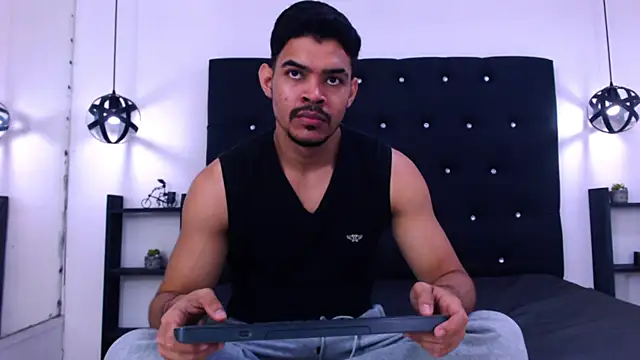 Snapshot of Dannesh_ chatting on May 31, 3:26 am Dannesh online show from May 31, 3:26 am