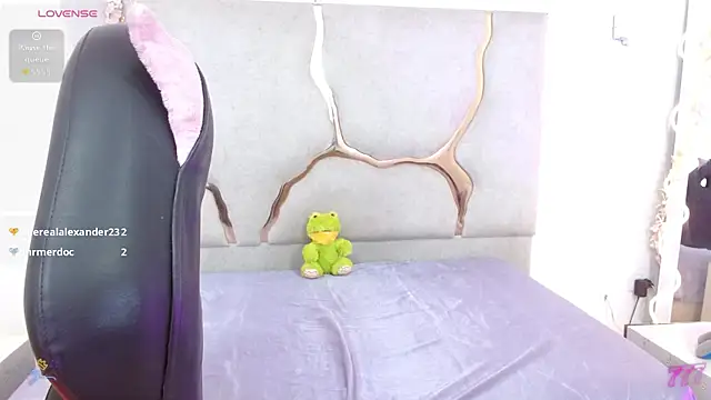 fiory tay online show from May 31, 11:39 am