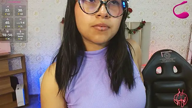 Amhira Tay online show from July 28, 7:39 pm