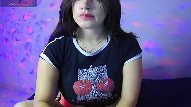 Snapshot of alythia chatting on June 4, 1:22 am alythia online show from June 4, 1:22 am