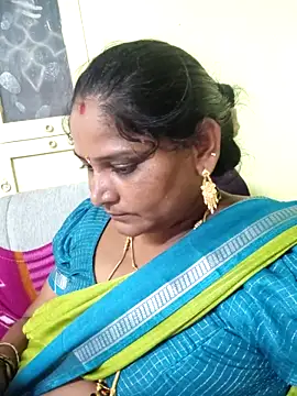 Snapshot of mynatamil143 chatting on June 15, 6:21 pm mynatamil143 online show from June 15, 6:21 pm