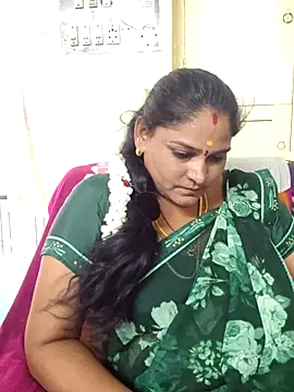 Snapshot of mynatamil143 chatting on June 23, 11:41 am mynatamil143 online show from June 23, 11:41 am