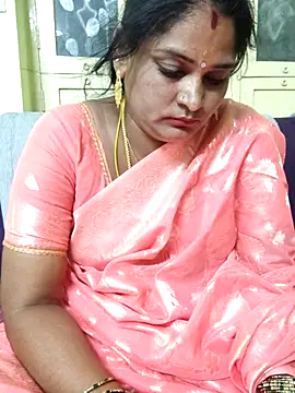 Snapshot of mynatamil143 chatting on June 25, 6:01 pm mynatamil143 online show from June 25, 6:01 pm