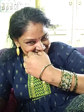 Snapshot of mynatamil143 chatting on June 26, 7:02 am mynatamil143 online show from June 26, 7:02 am