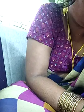 Snapshot of mynatamil143 chatting on July 4, 6:52 am mynatamil143 online show from July 4, 6:52 am